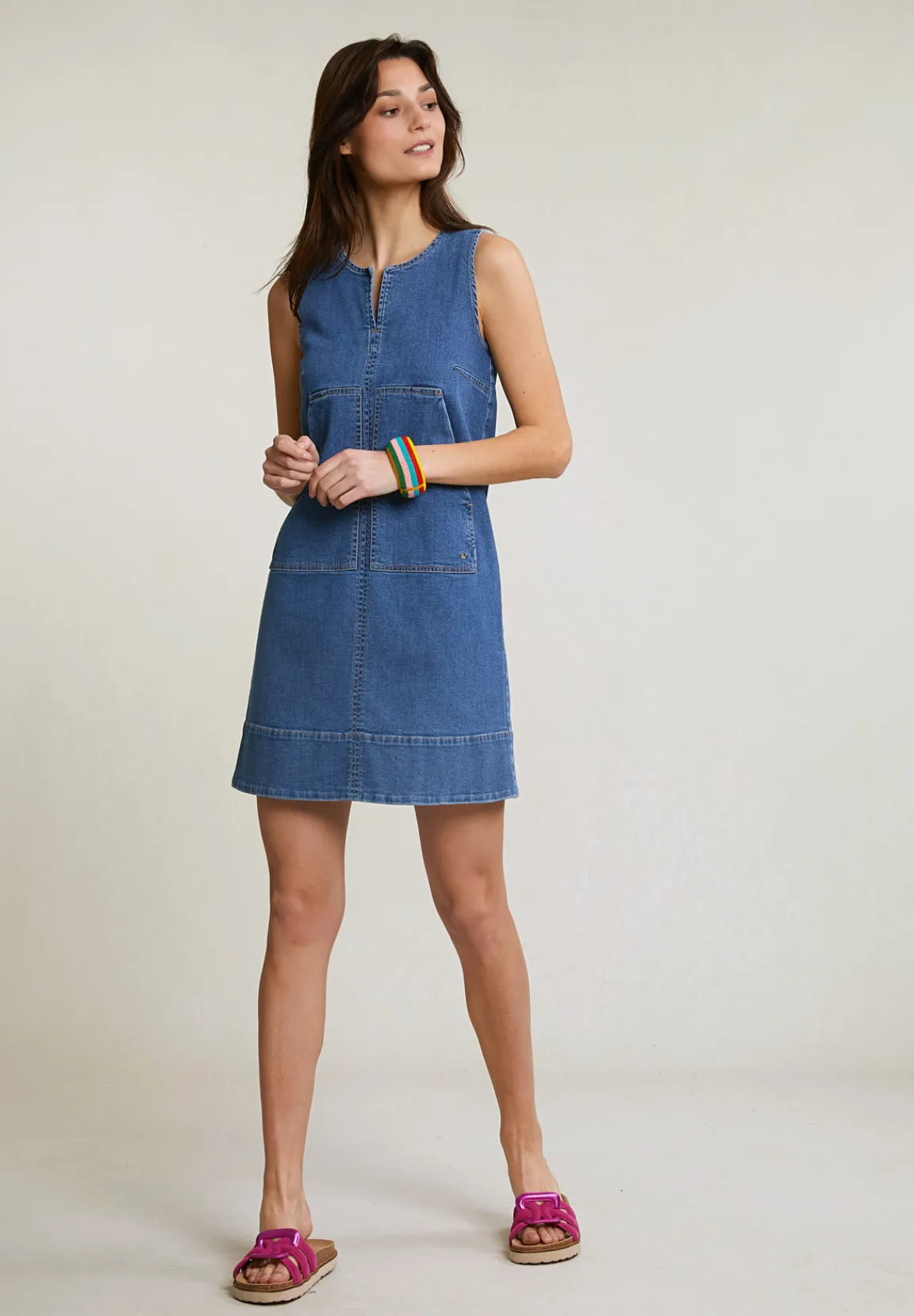 Online River Woods Blauwe denim V-hals jurk 2 zakken -