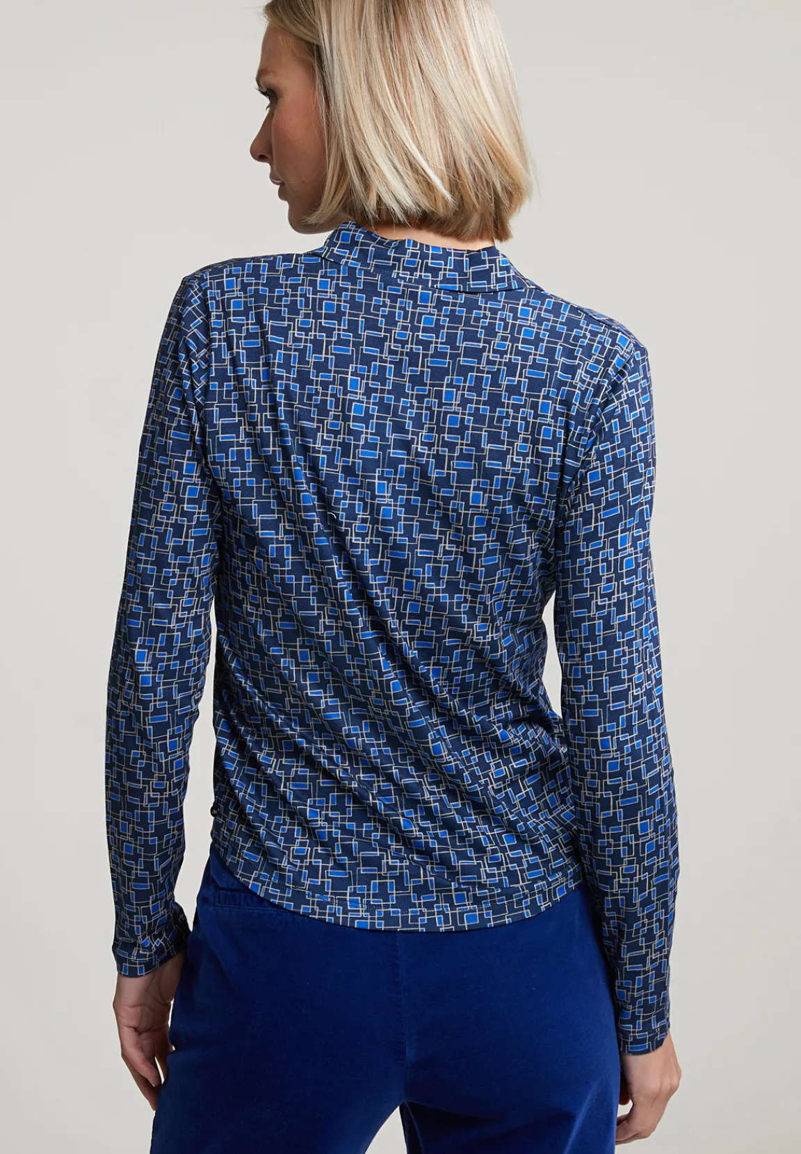 Online River Woods Blauwe fantasie V-hals T-shirt -