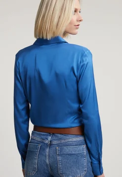 Discount River Woods Blauwe klassieke blouse met knopen -