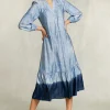 Fashion River Woods Blauwe lange tie-dye jurk met ruches -
