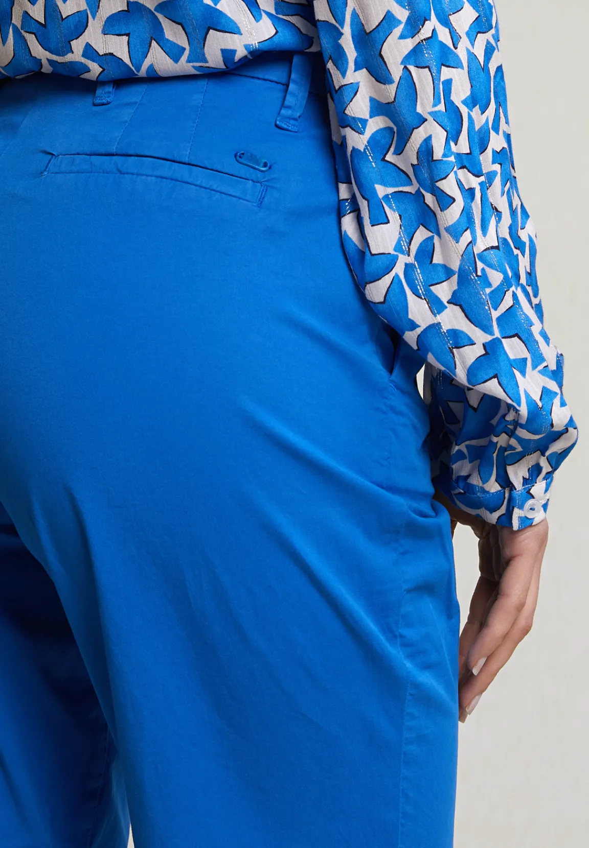Online River Woods Blauwe rechte stretch broek -