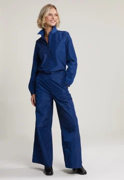 Fashion River Woods Blauwe taffeta blouse lange mouwen -