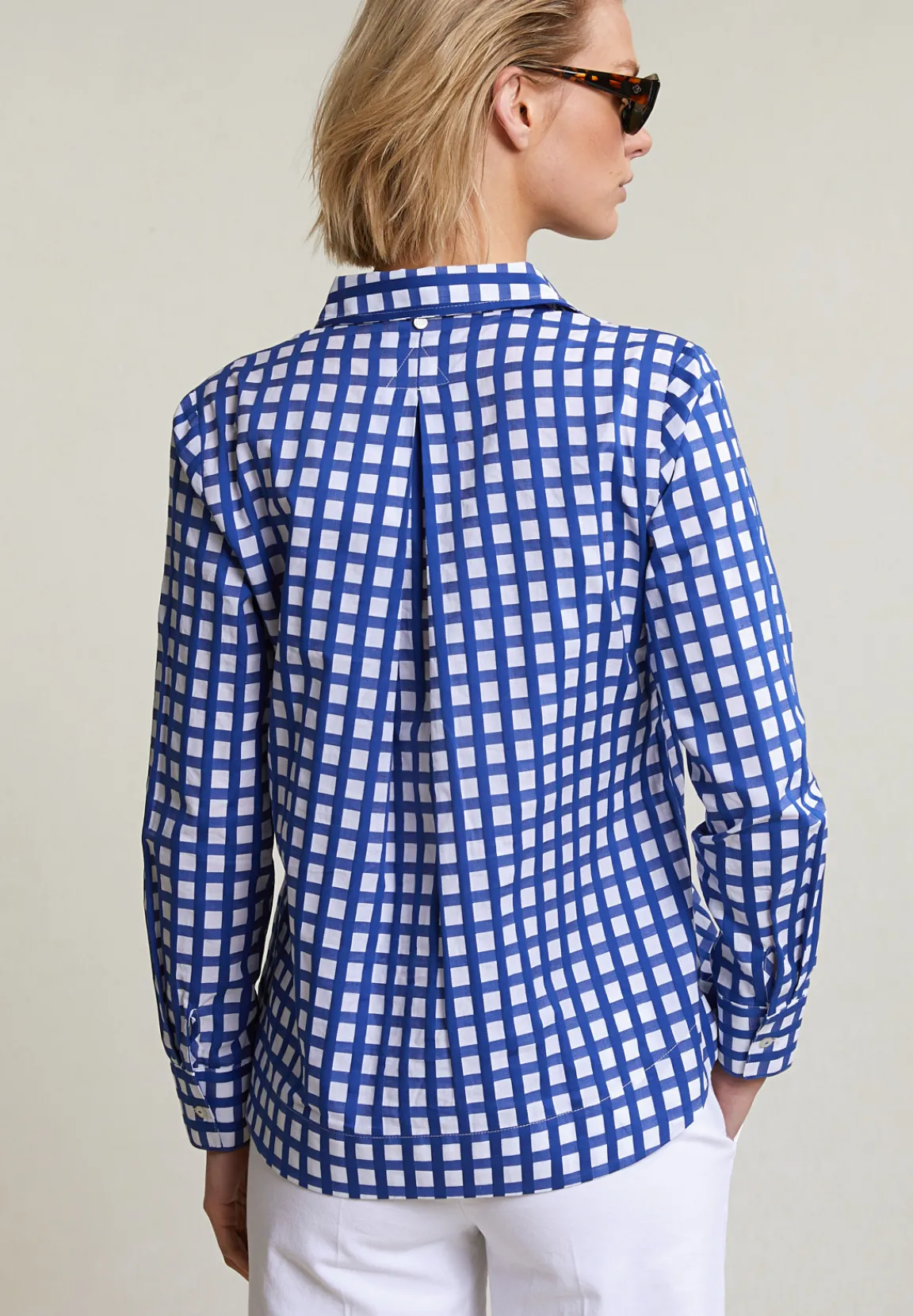 Online River Woods Blauw/wit geruite V-hals blouse -