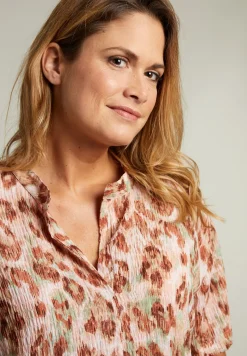 Fashion River Woods Blouse met korte mouwen in dierenprint -