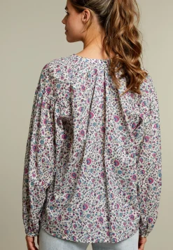 Hot River Woods Blouse met V-hals in bloemenprint -