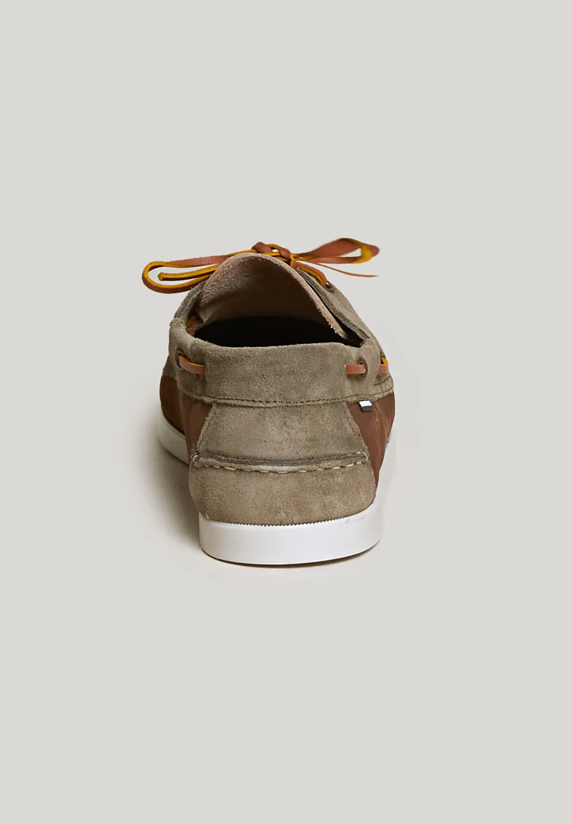 Hot River Woods Bruine docksides met veters -
