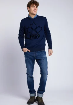 New River Woods Custom fit trui met ronde hals in blauw -