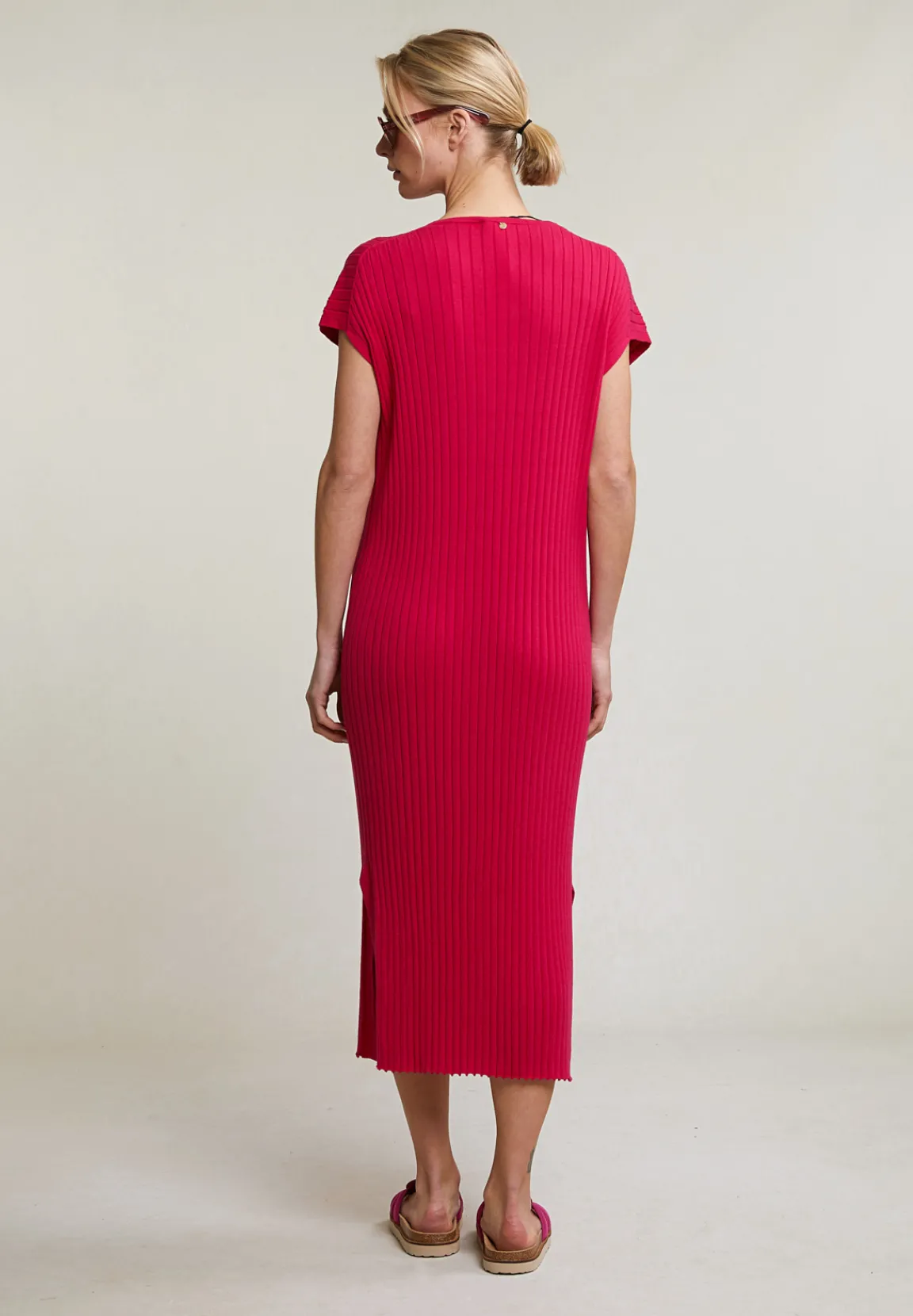 Sale River Woods Fuchsia geribde mouwloze jurk -