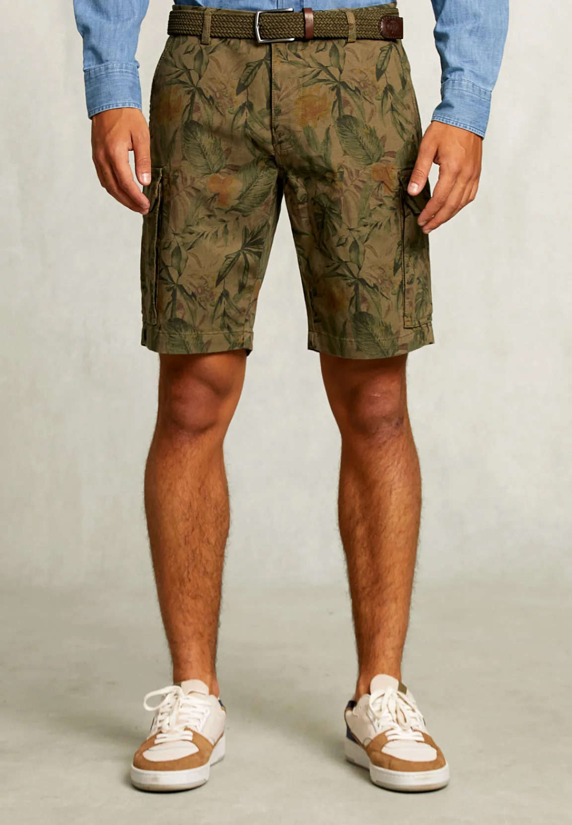Fashion River Woods Gebloemde cargo short savanna -