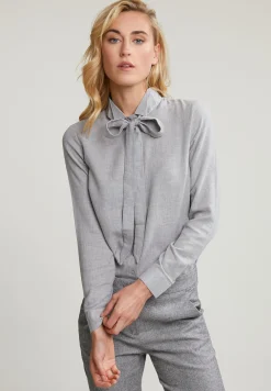 Fashion River Woods Grijze blouse kraag met strik -