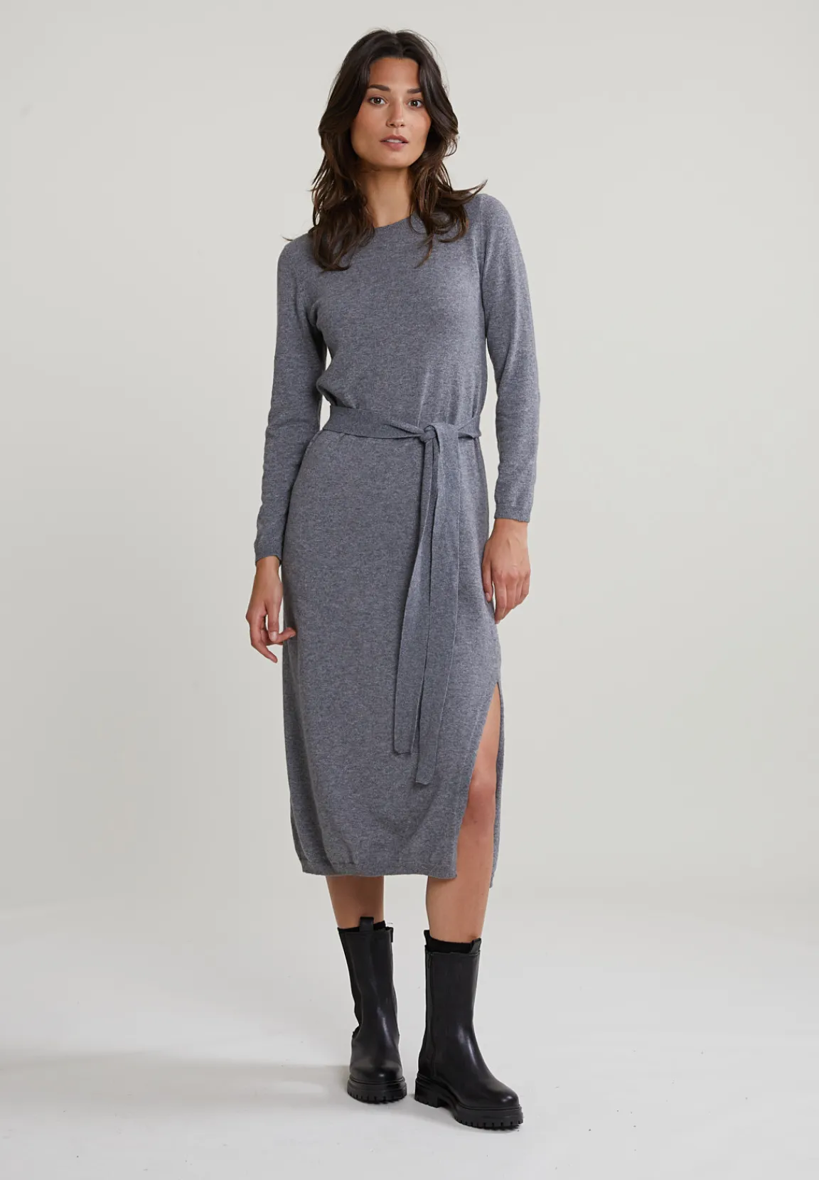 Sale River Woods Grijze lange jurk met riem -