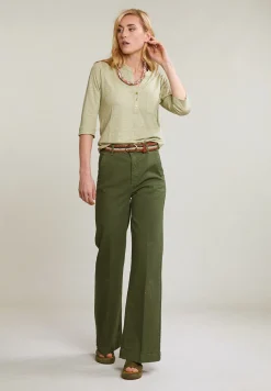 Hot River Woods Groene linnen V-hals T-shirt met zak -