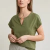 Sale River Woods Kaki mouwloze V-hals T-shirt -