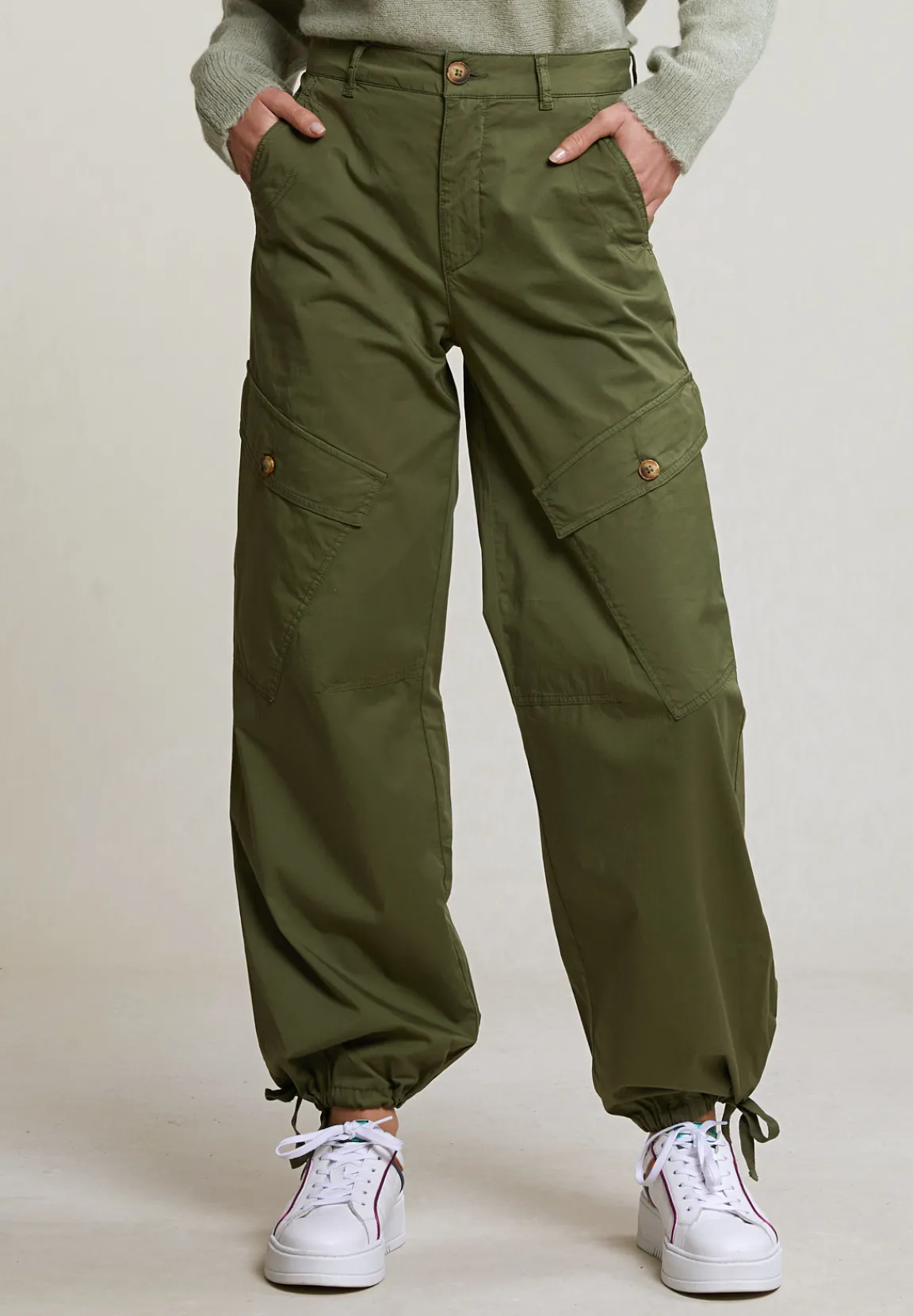 Hot River Woods Kaki stretch broek opgestikte zakken -