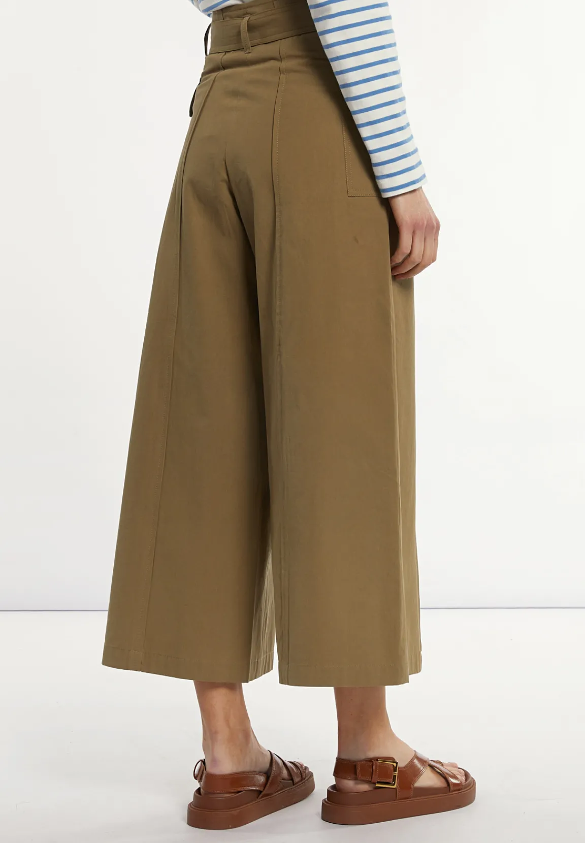 Hot River Woods Katoenen broek wijde pijpen met riem kaki -