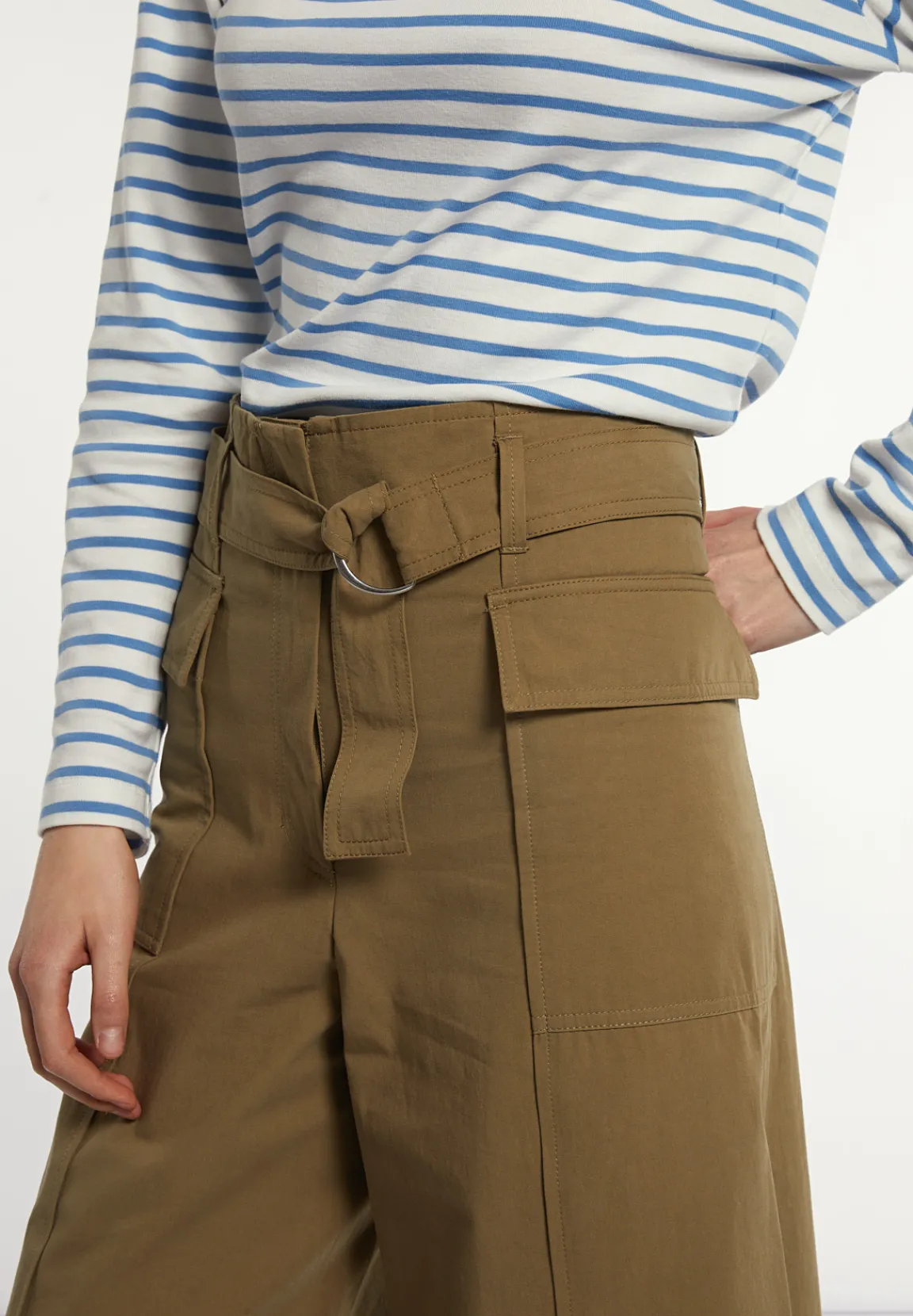 Hot River Woods Katoenen broek wijde pijpen met riem kaki -