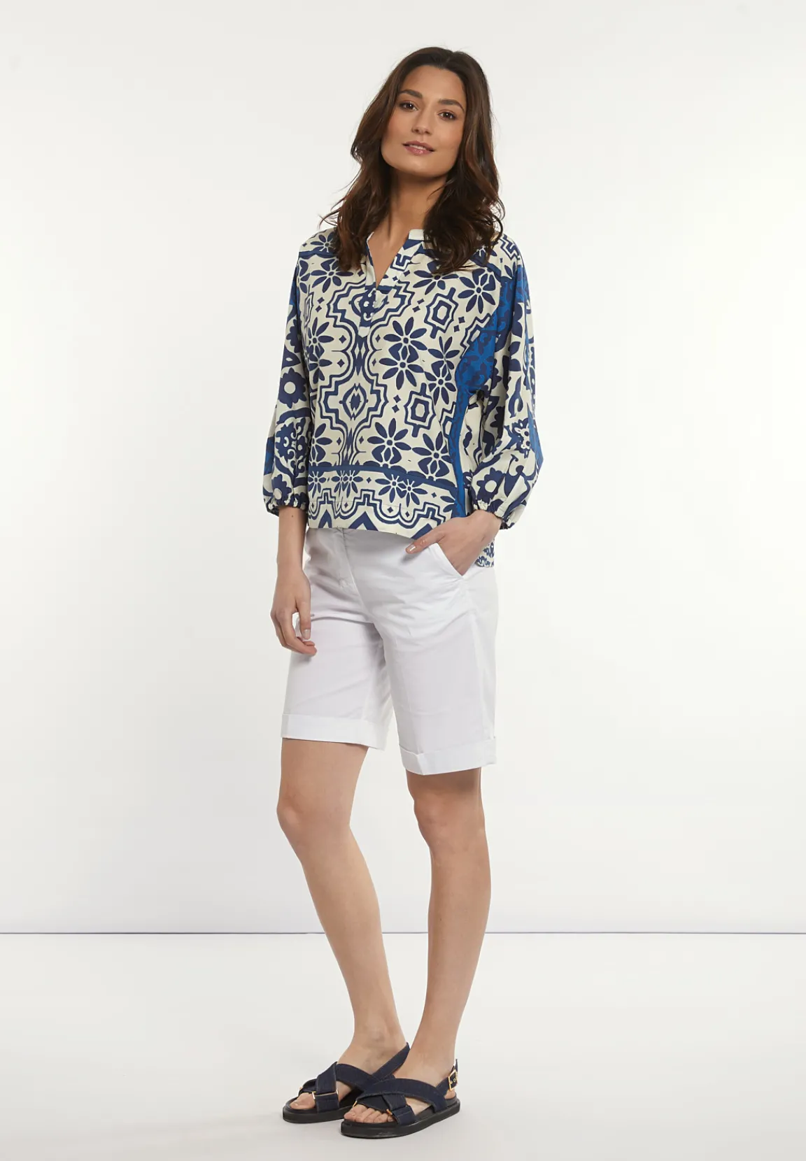 Discount River Woods Katoenen fantasie V-hals blouse 3/4 mouwen écru/blauw -