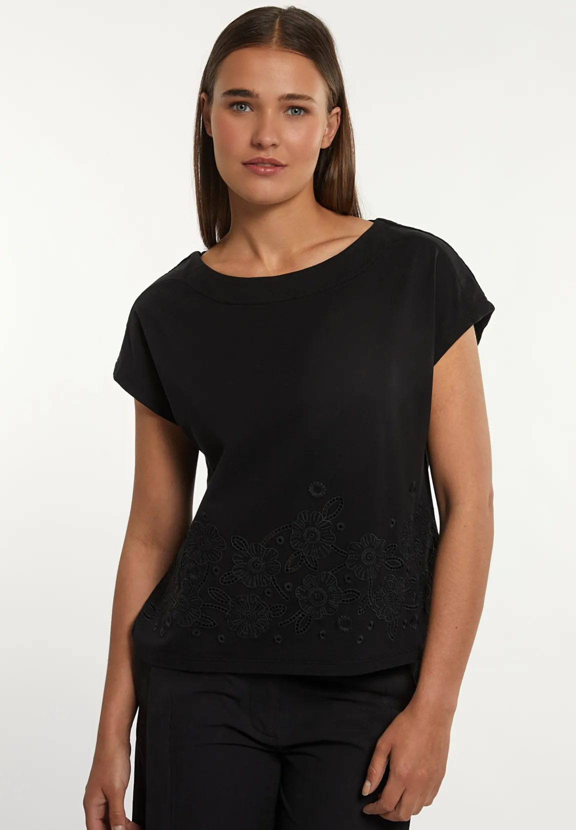 Sale River Woods Katoenen geborduurde T-shirt boothals zwart -