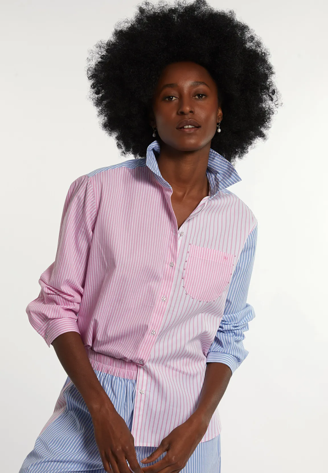 Best River Woods Katoenen gestreepte blouse borstzak blauw/roze -
