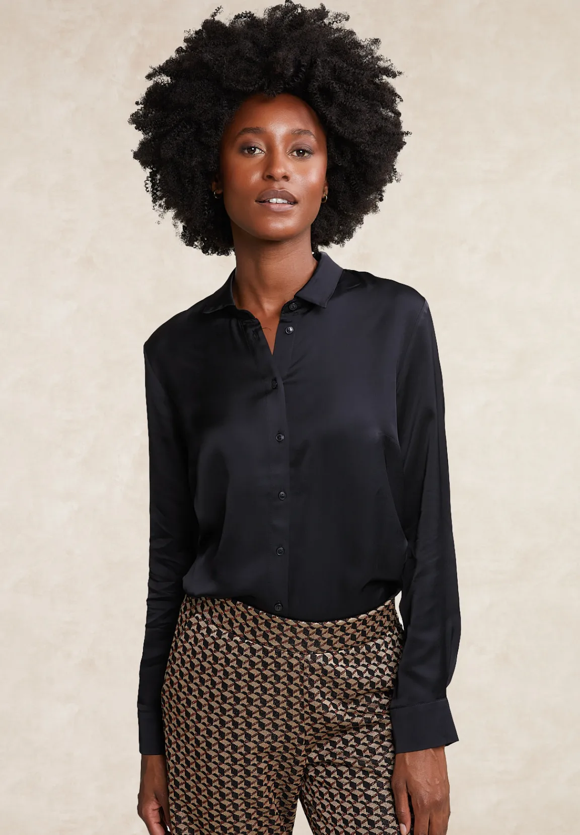 Hot River Woods Klassieke blouse zwart -