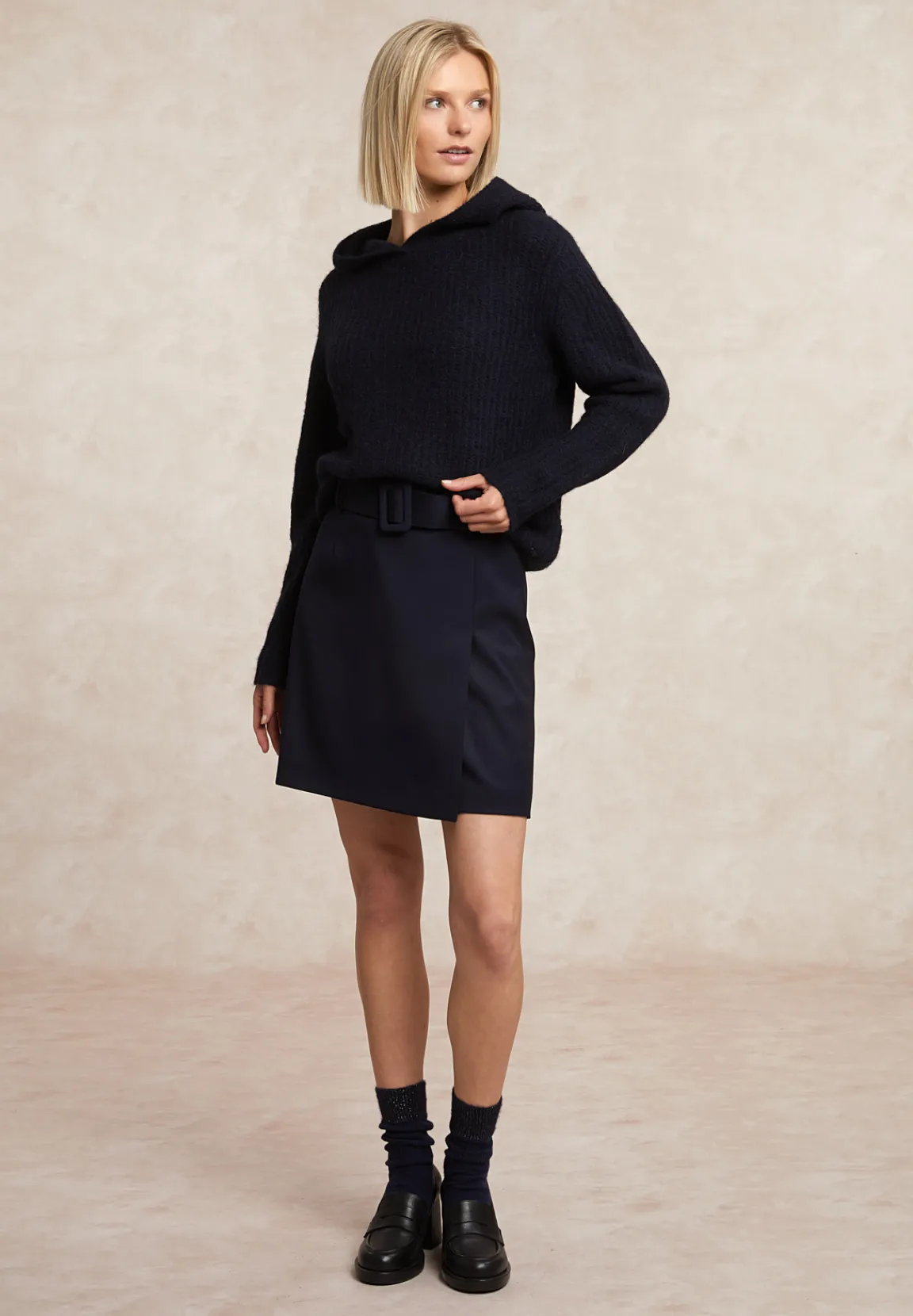 Online River Woods Korte rok met riem navy -