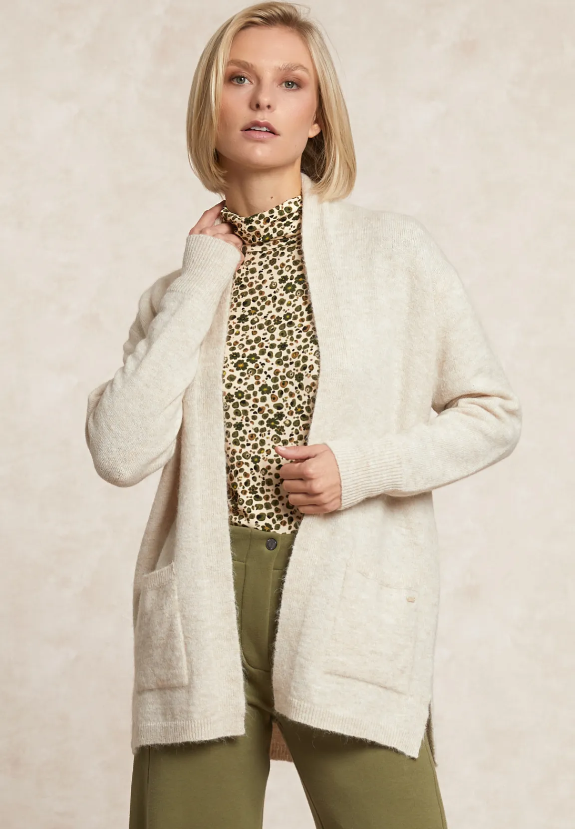 Outlet River Woods Lange V-hals jersey cardigan opgestikte zakken écru -
