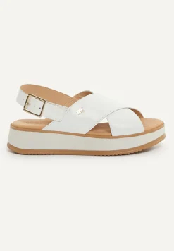 Best River Woods Lederen sandalen plateauzool wit -