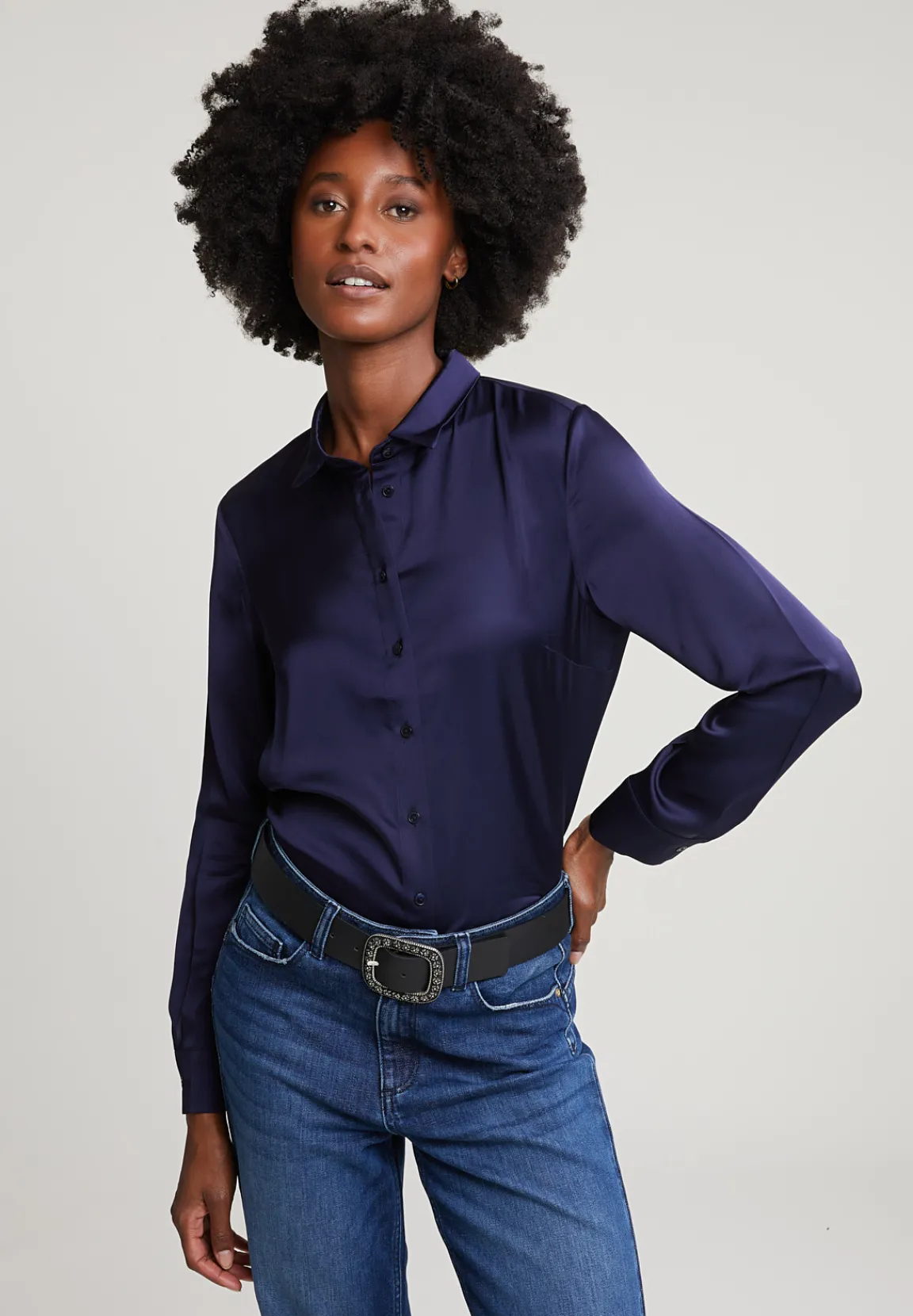 Fashion River Woods Navy klassieke blouse -