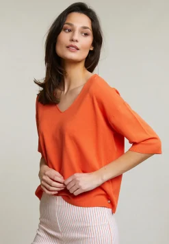 New River Woods Oranje V-hals viscose trui korte mouwen -