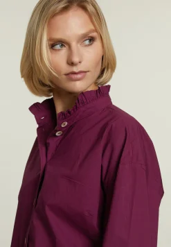 Best River Woods Paarse blouse ruffelkraag -