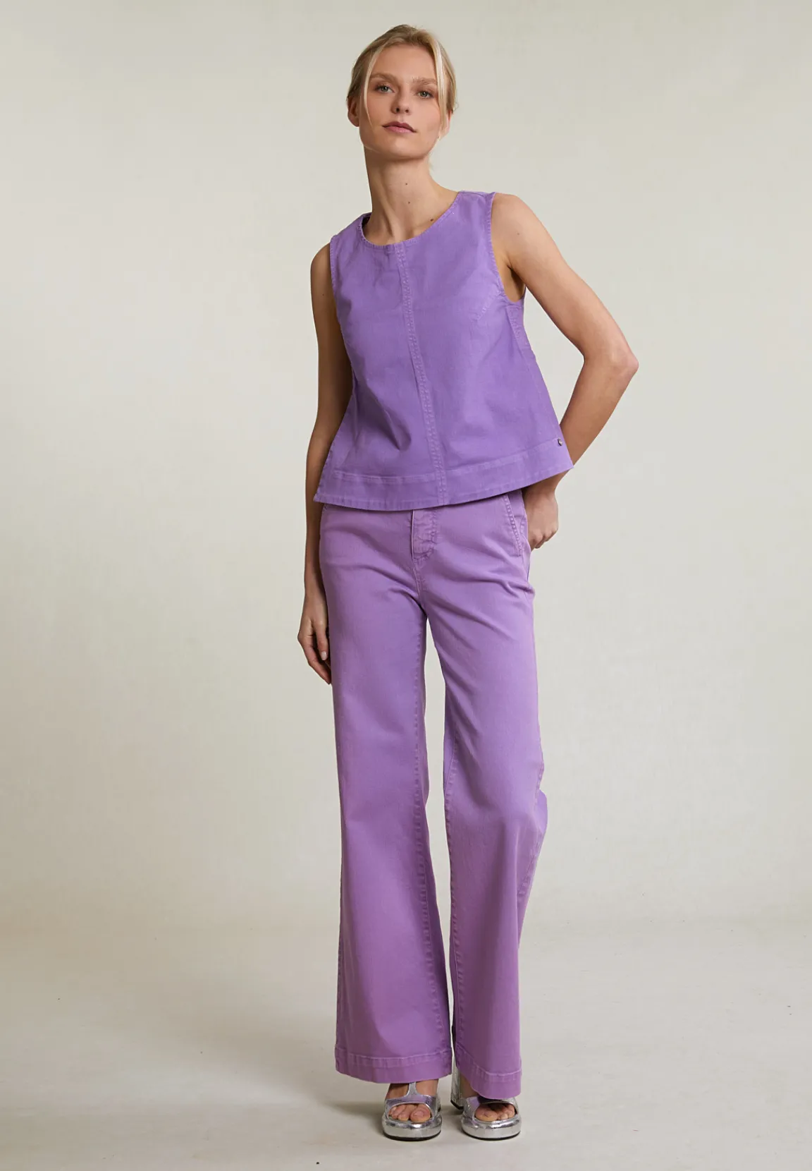 Fashion River Woods Paarse mouwloze top ritssluiting op rug -