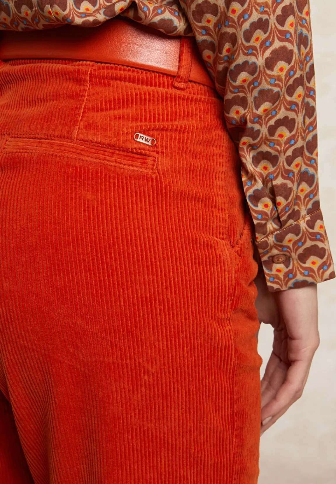 Online River Woods Ribfluwelen broek hoge taille oranje -