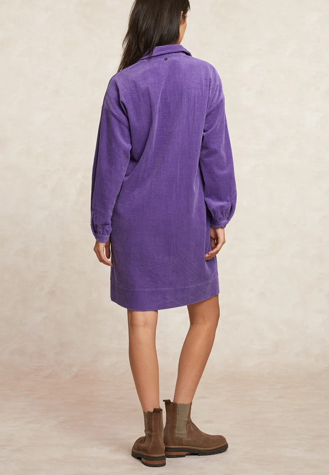 Clearance River Woods Ribfluwelen jurk met knopen paars -