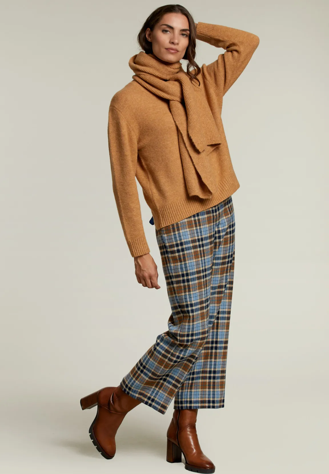 Clearance River Woods Safraan effen trui ronde hals -