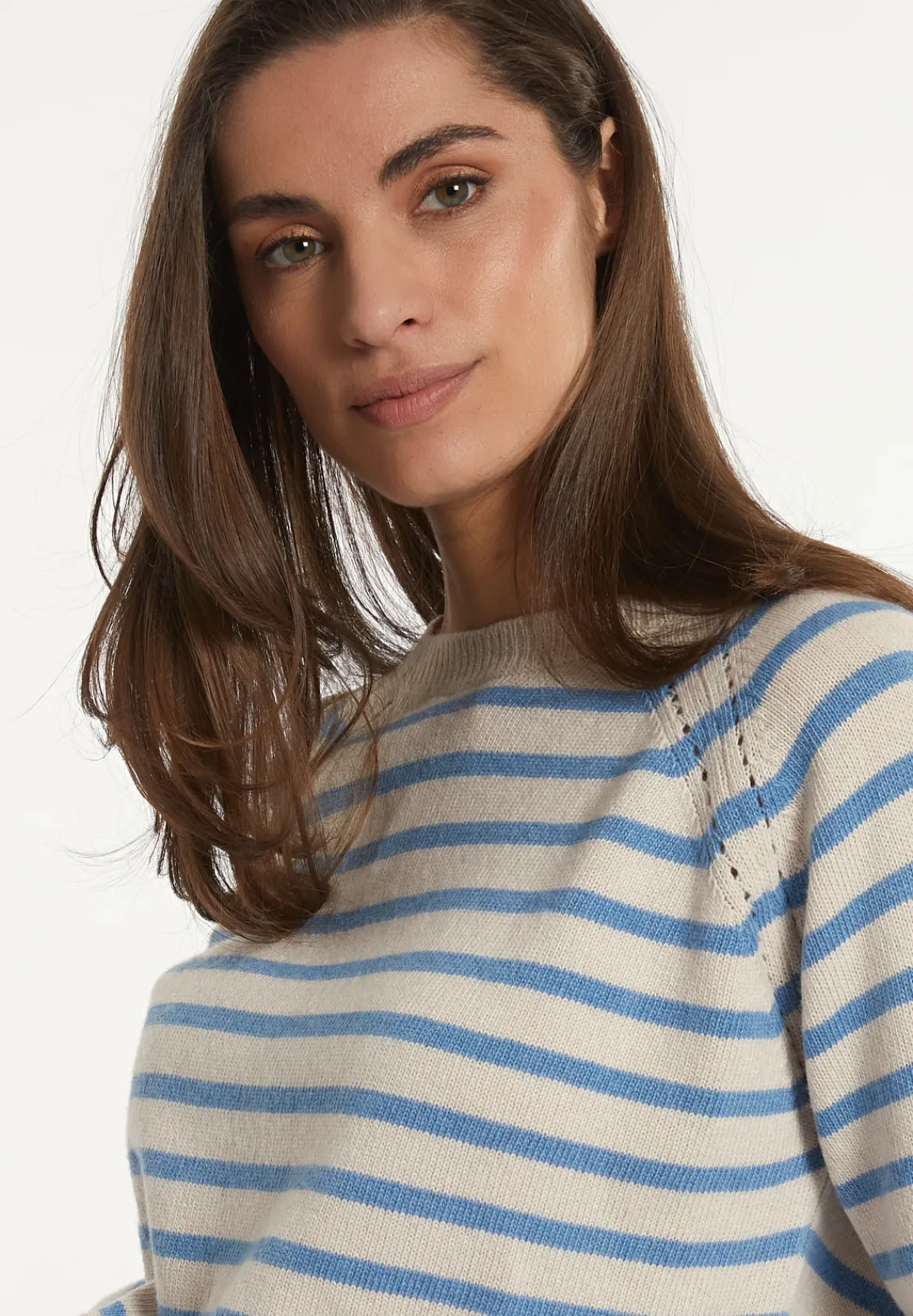 Discount River Woods Wol-kasjmier gestreepte trui ronde hals cream/blauw -