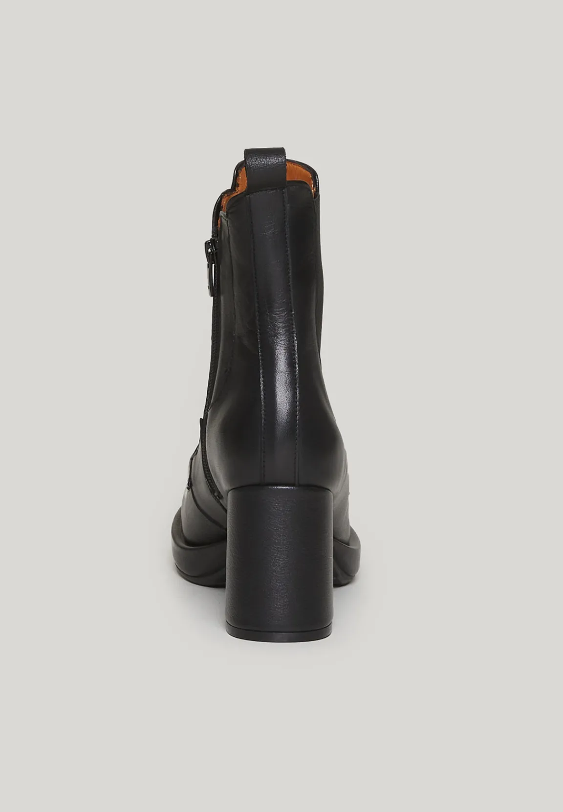 Outlet River Woods Zwarte lederen enkellaarzen hoge hak -