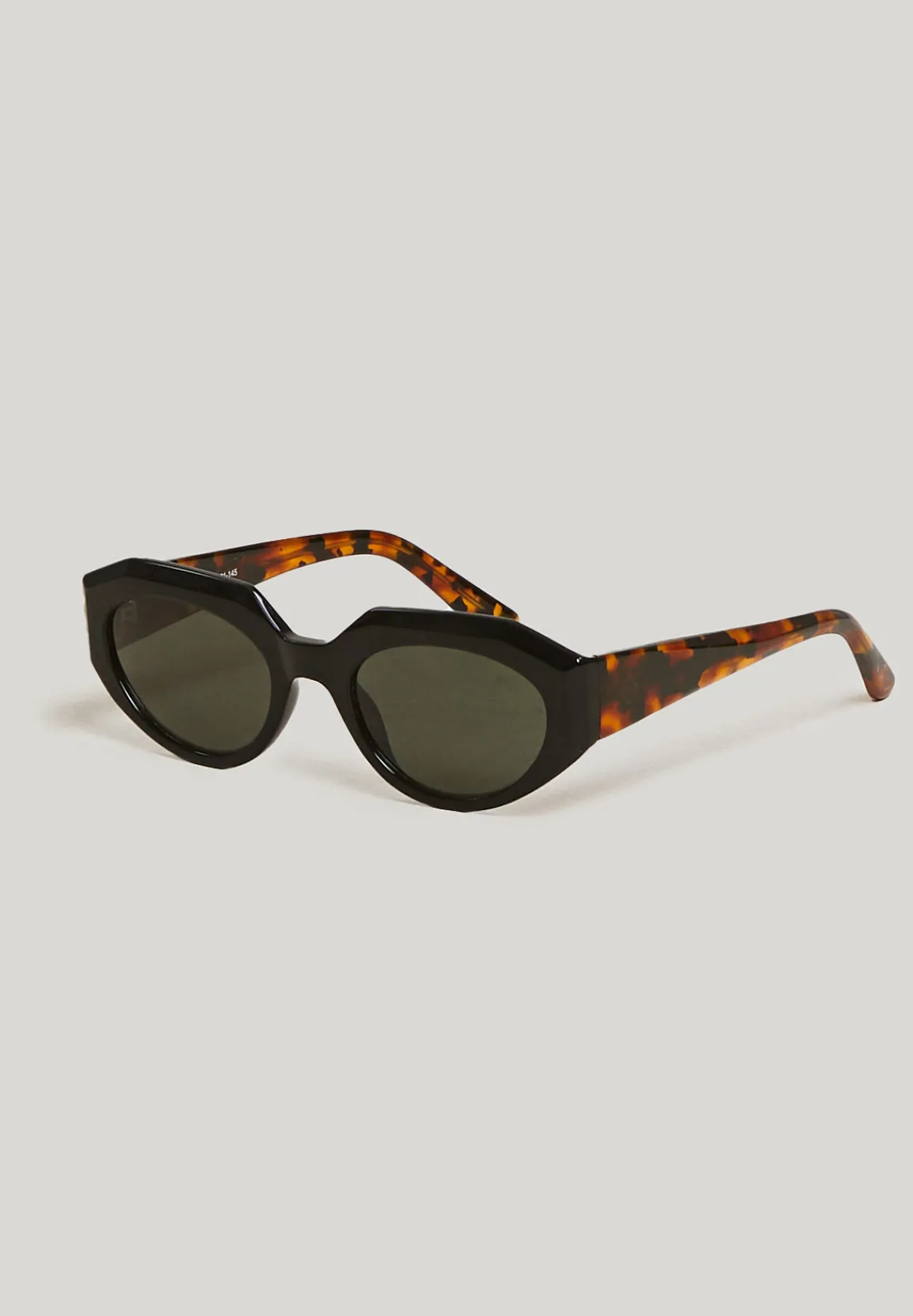 Fashion River Woods Zwarte zonnebril Emily -